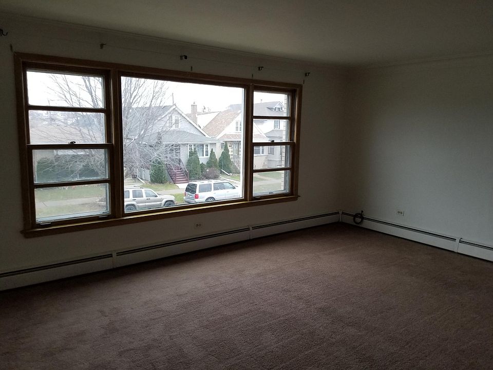 1st image of 6220 S Karlov Ave #2
