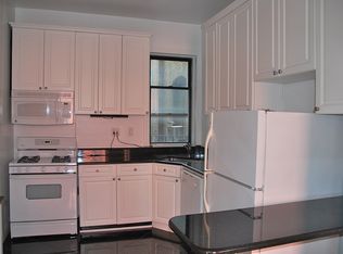 44 W 69th St APT A, New York, NY 10023