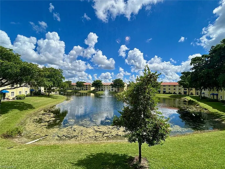 8284 Key Royal Cir #1323 — Photo 16