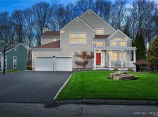 230 High Ridge Ct, Yorktown Heights, NY 10598