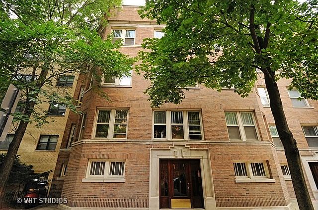 1st image of 2838 N Cambridge Ave #1