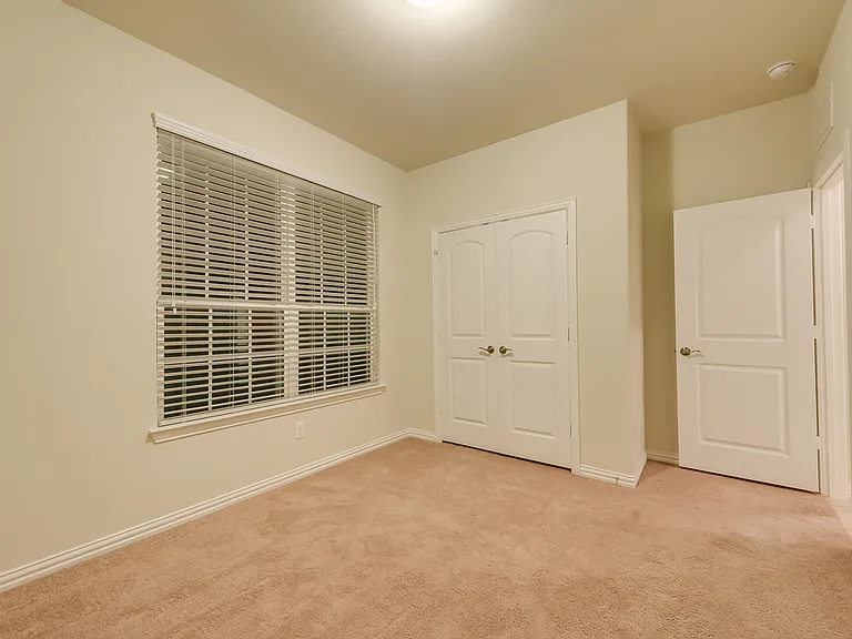 6812 Lighthouse Ln — Photo 15