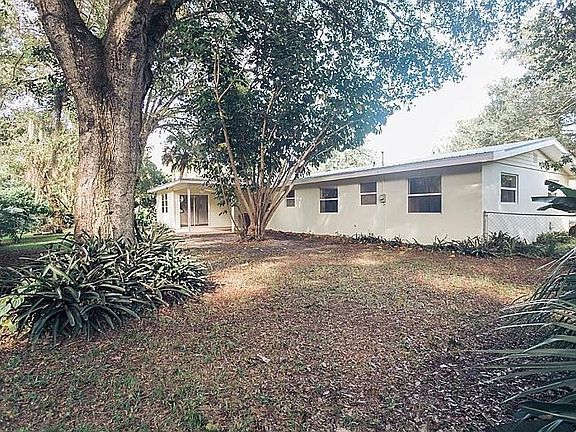 4th image of 2715 53rd Ave