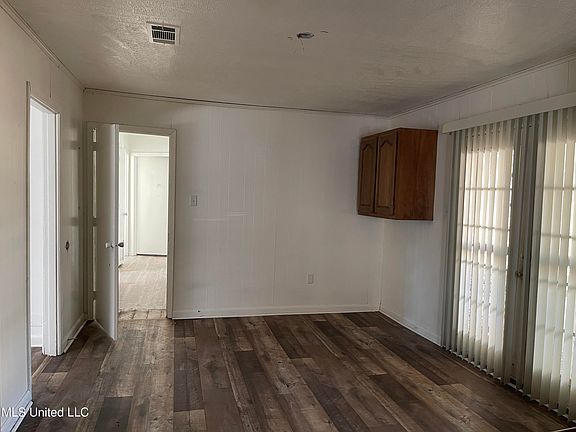 4th image of 1148 Marble St