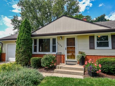 1533 S 167th St, New Berlin, WI, 53151