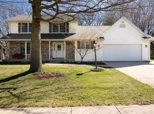 1713 Red Oak Dr, Coralville, IA 52241