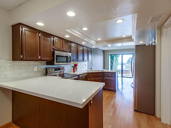 2nd image of 4756 Valdina Way