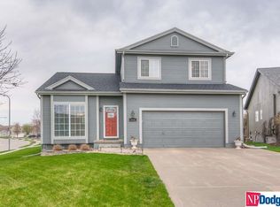 18646 Ohern Cir, Omaha, NE 68135