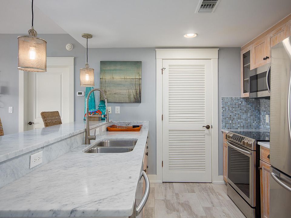 1st image of 9300 Baytowne Wharf Blvd Unit 527