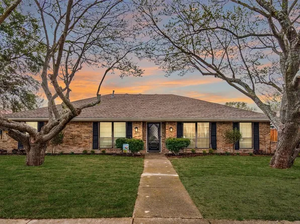 3212 Winchester Dr, Plano, TX 75075
