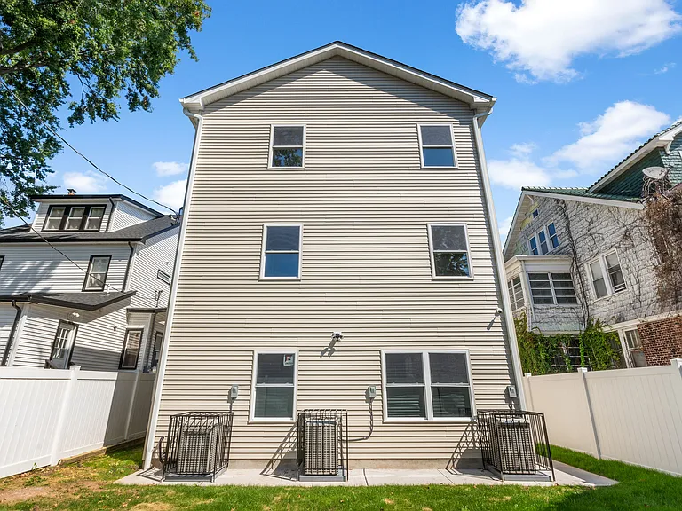 50 Bock Ave #1 — Photo 43