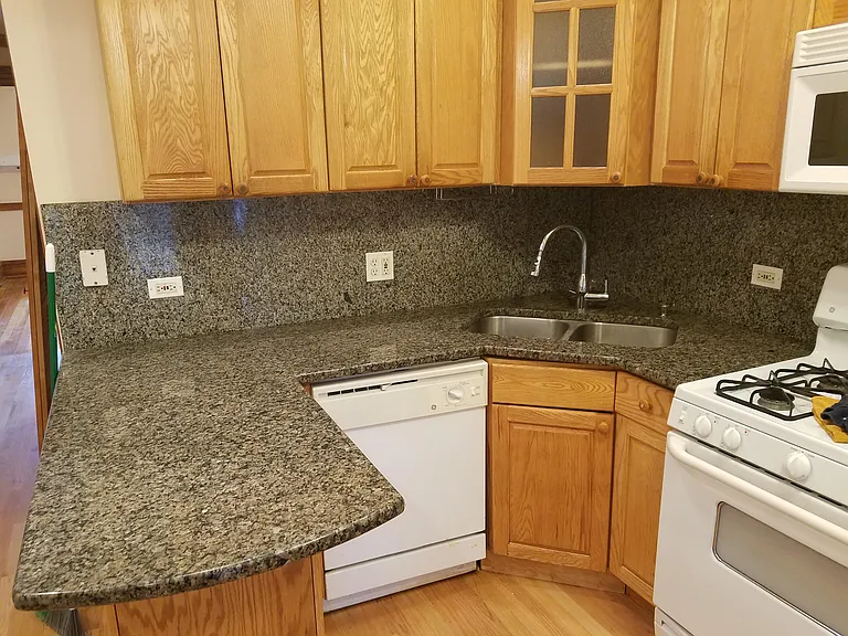 3044 W North Ave #2 — Photo 2