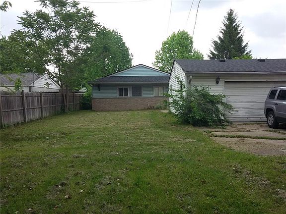 4th image of 4949 Diana Dr