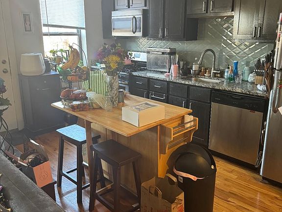 4th image of 4927 N Winthrop Ave #3S
