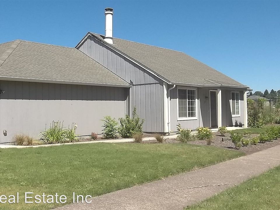 2nd image of 3601 Plumtree Dr
