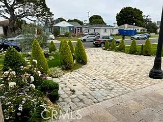 8461 Vicksburg Ave — Photo 6