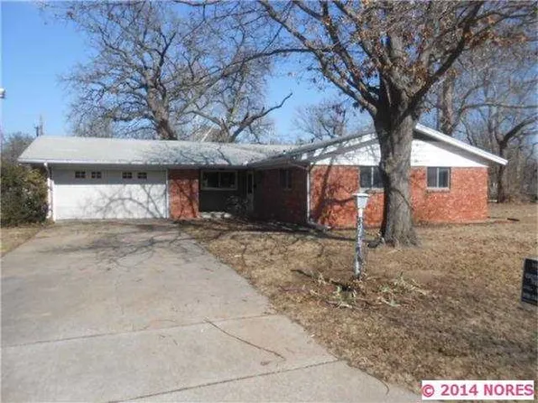 2213 W 45th St, Tulsa, OK 74107