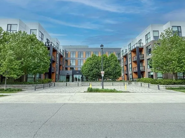 150 Sabina Dr #104, Oakville, ON L6H 0W3