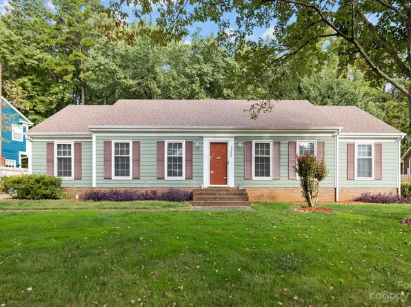 7706 Blythwood Ln, Charlotte, NC 28227