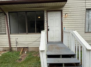 202 4th St, Colonial Beach, VA 22443