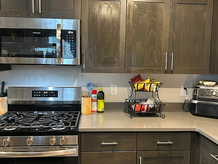 602 Pickering Ln — Photo 25