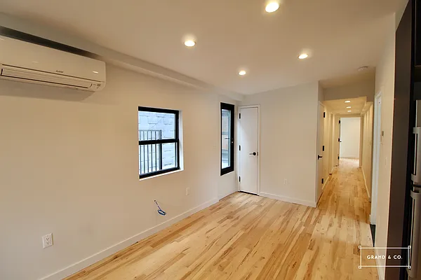 Rented by Grand & Co. | media 4