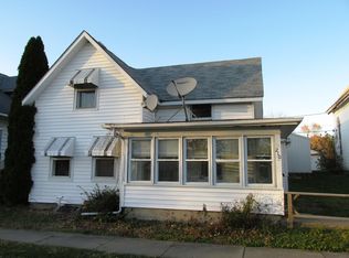 210 W Mason St, Polo, IL 61064