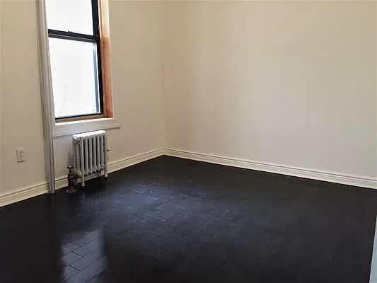 Rented by Bruma Realty LLC | media 21