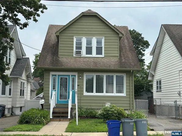 722 6th St, Lyndhurst, NJ 07071