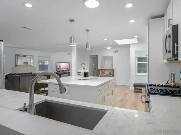 8434 Lake Gaby Ave, San Diego, CA 92119