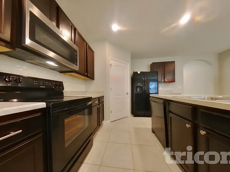 5990 Churchill Square Way — Photo 7