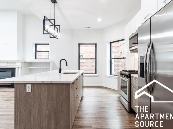 1426 W Jonquil Ter, Chicago, IL 60626