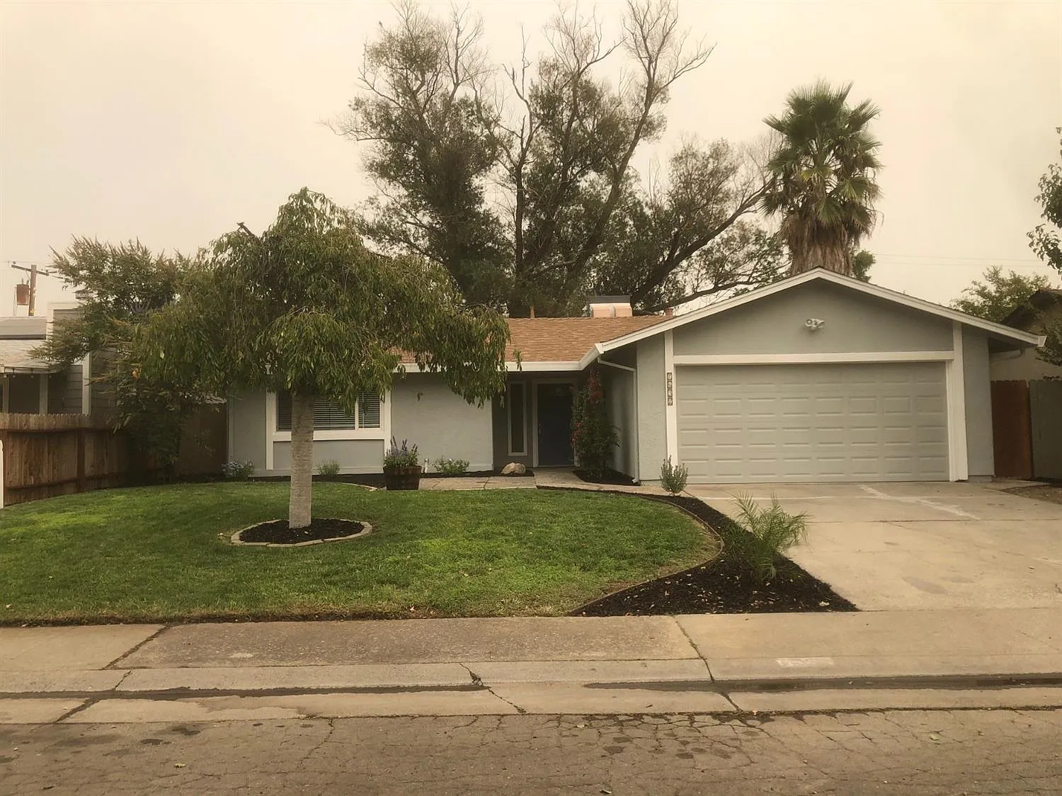 7632 Blackthorne Way photo 1