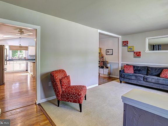 4th image of 501 Sunwood Ct