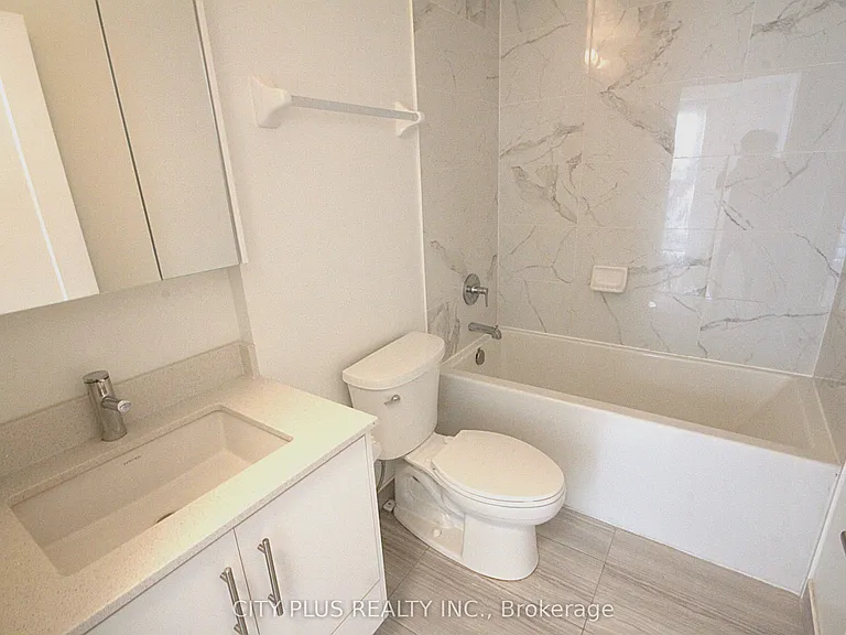 105 Oneida Cres #809 — Photo 17