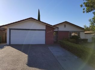 9053 Tam O Shanter Dr, Stockton, CA 95210