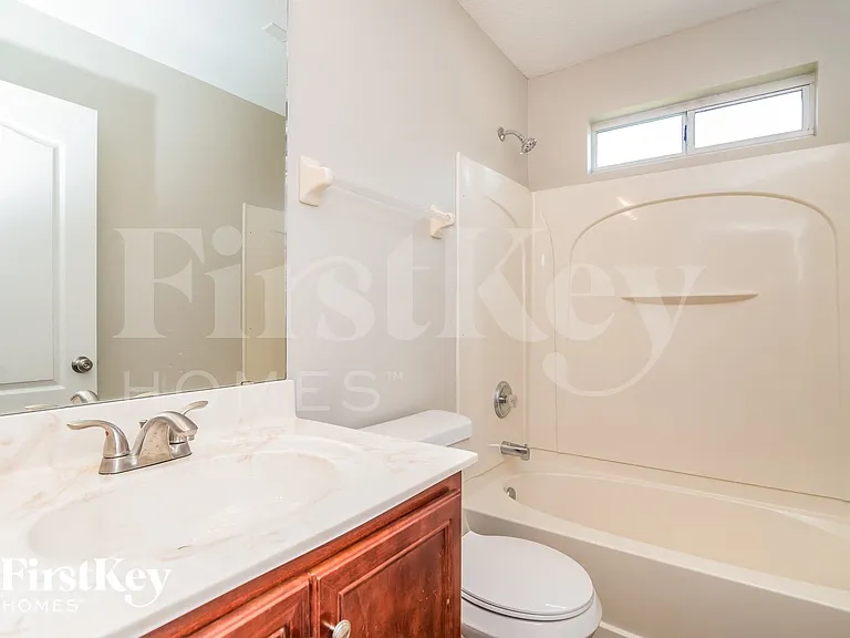 581 Longmill Ln — Photo 13