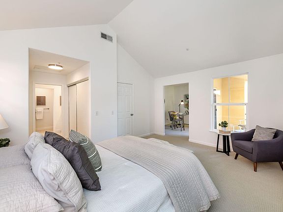 3rd image of 106 Amelia Way