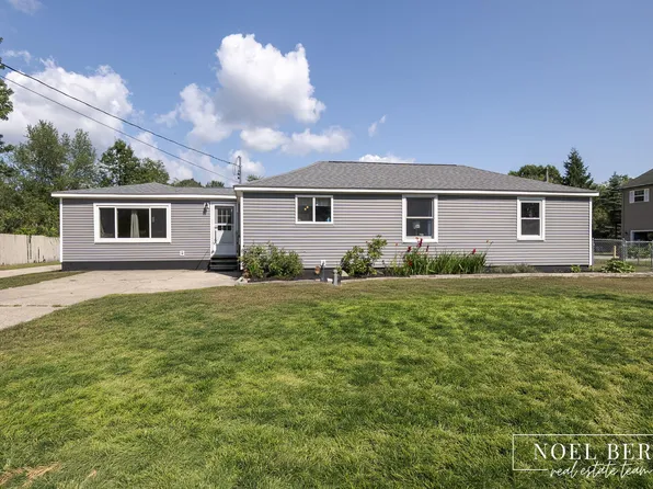 1104 S Drent Rd, Muskegon, MI 49442