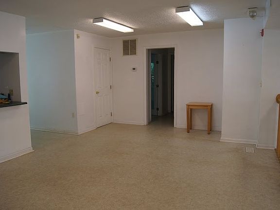 5th image of 4369 Valley Pike