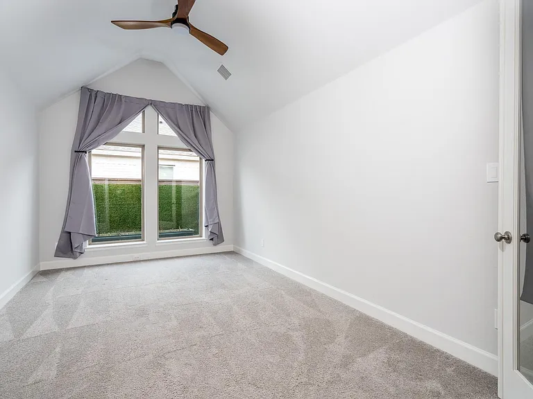 12715 Plaza Solana Pl — Photo 15