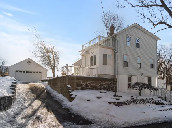 12 Oak Street, Wallingford, CT 06492