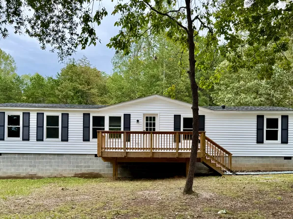 314 Fawn Lake Ln, Palmyra, VA 22963