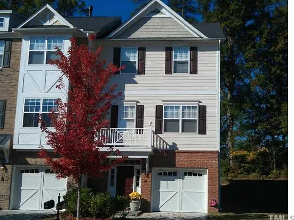 314 Linden Park Ln, Cary, NC 27519