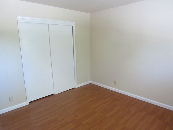3rd image of 1194 Leigh Ave APT 3