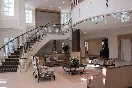 Bloorview Pl — Photo 14