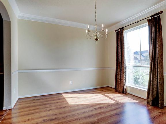 3rd image of 18706 Cypress Lake Village Dr