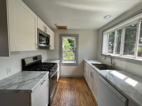 344 Harrison St #344.5, Marquette, MI 49855