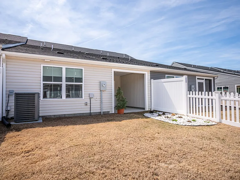 7213 Lyon Taylor Ln — Photo 25