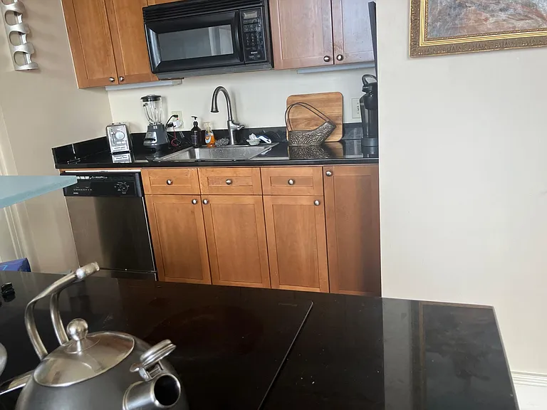 57 Forsyth St NW #16H — Photo 17